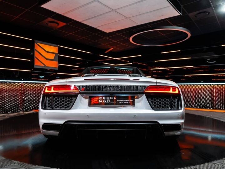 Audi R8 Spyder QUATTRO V10 52 TFSI 540 S-TRONIC7 - 8