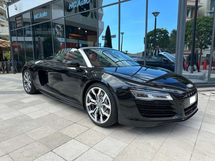 Audi R8 Spyder V10 52 FSI 525 Quattro S tronic 7 - 8