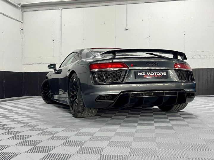 Audi R8 V10 PLUS 610 CV QUATTRO S-tronic - 13