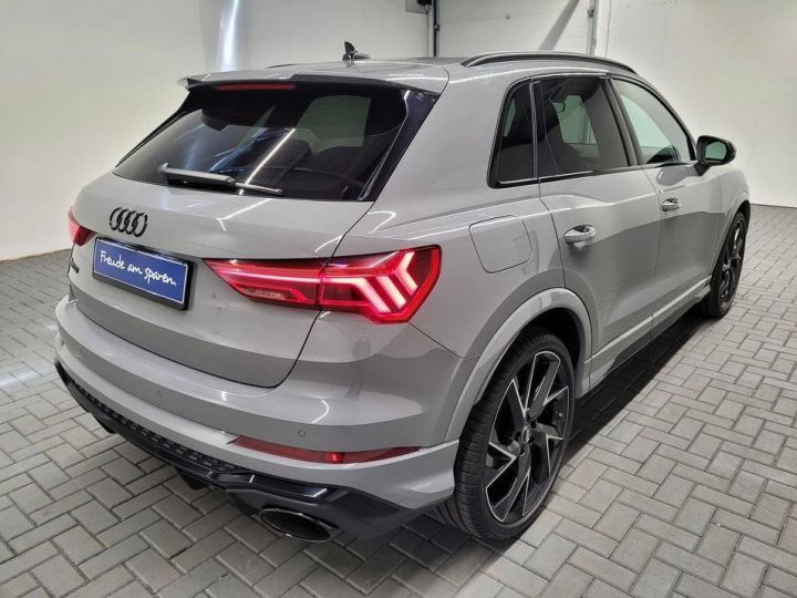 Audi RS Q3 25 TFSI 400ch quattro S tronic 7 - 2