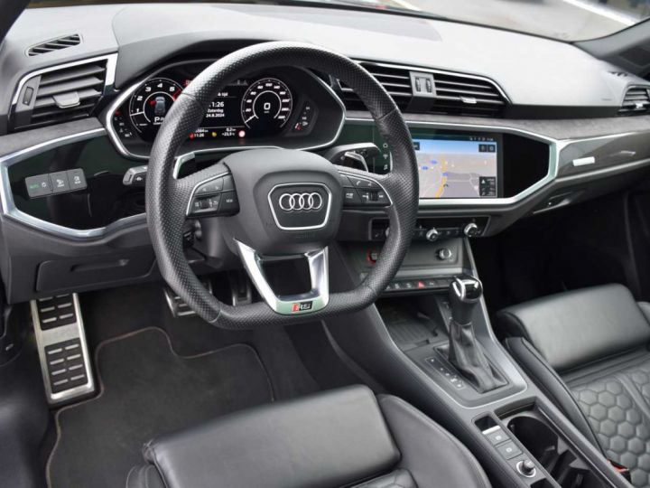 Audi RS Q3 25 TFSI Quattro PANO ACC - 9