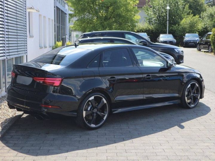 Audi RS3 quattro PANO+MATRIX+B&O malus compris - 1