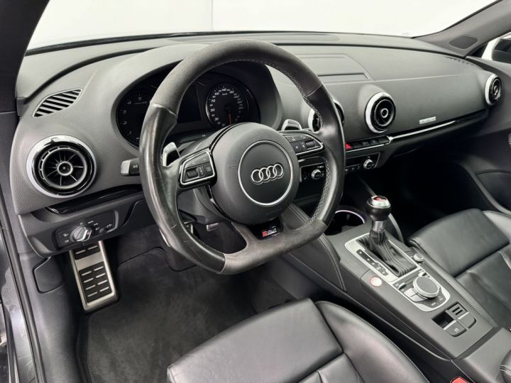 Audi RS3 Sportback / Toit pano / Garantie 12 mois - 5