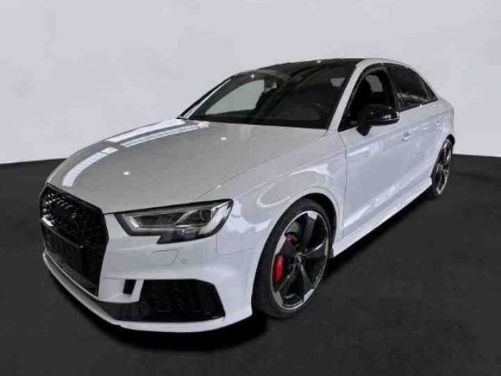 Audi RS3 VmaxPANO Leder B O RS Abgas Sitze - 1