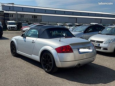 Audi TT Roadster 18 T 180CH TIPTRONIC   - 10