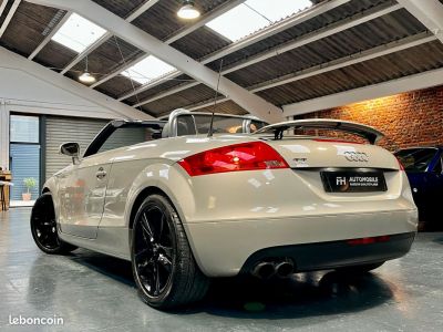 Audi TT Roadster S Line 20L TFSI 200 ch Carnet et historique complet État exceptionnel   - 3